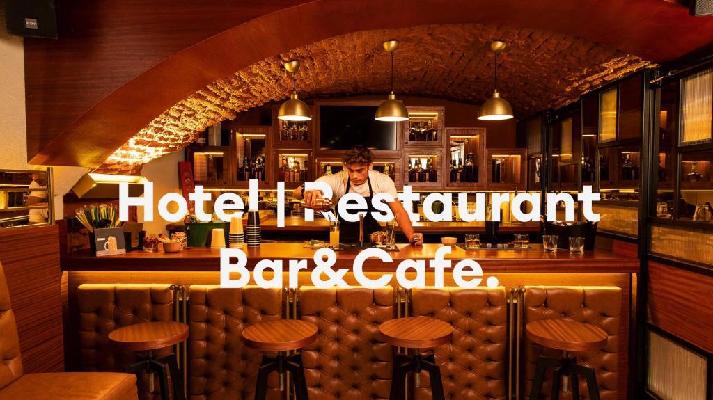 5_bar_furniture_manufacturers_desktop